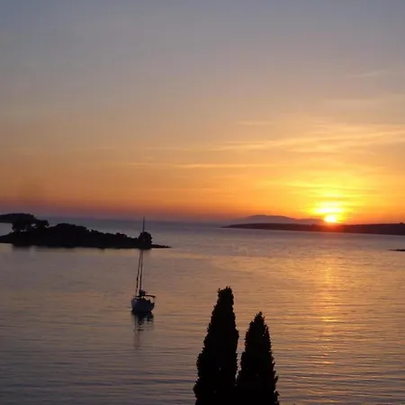 Gradina Sunset - Two Bedroom With Terrace And Sea View Vela Luka